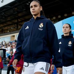 Lakrar, encantada en el Madrid y en la ciudad: “La vida es genial”