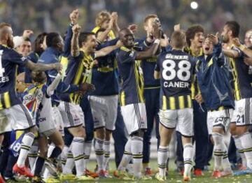 El Fenerbahce campeón de la Liga turca