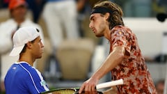 Tsitsipas terminó la aventura de Schwartzman en París