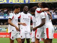 Soccer Football - Serie A - Hellas Verona v AC Milan - Stadio Marcantonio Bentegodi, Verona, Italy - April 19, 2026 AC Milan's Adrien Rabiot celebrates scoring their first goal with Rafael Leao REUTERS/Ciro De Luca