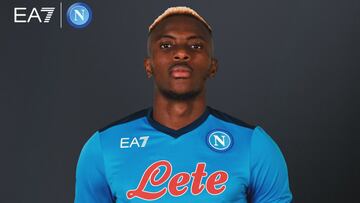 El Nápoles desveló sus camisetas autoproducidas