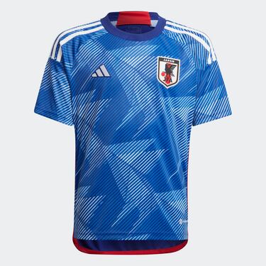 The Japanese FA and Adidas are on something of a roll delivering good looking jersey after good looking jersey and the 2022 World Cup offering is no exception.
