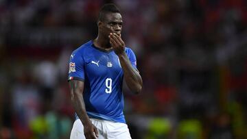 El delantero italiano del Niza, Mario Balotelli, durante un partido.