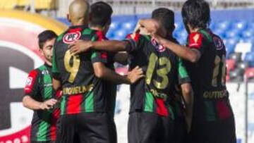 Palestino hunde a Antofagasta y se acerca a la liguilla