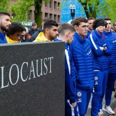 Chelsea FC visits New England Holocaust Memorial in Boston
