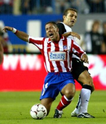 20/09/2003 partido de primera división Atlético de Madrid -Valencia  Simeone y Ruben Baraja