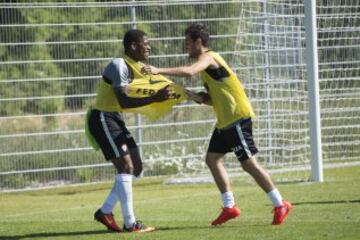 Falcao se divierte en el entreno previo a enfrentar Zenit