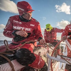 El 'Mapfre' inicia la remontada a la caza del 'Dongfeng, líder