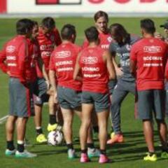 La Roja prepara equipo con Fernández y prueba a Fuenzalida