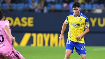 Julio Cabrera en el encuentro frente al Eldense. Foto: Cádiz CF