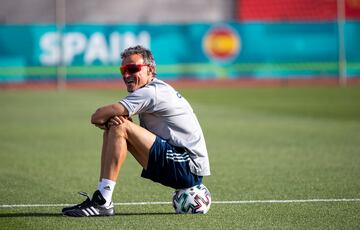 Luis Enrique durante un entrenamiento de España previo a la EURO 2020