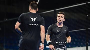 Bergamini, de cara, en el P1 de Dubai con Garrido.