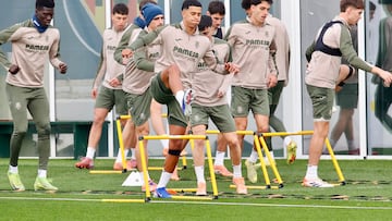 Mouriño y Foyth, las novedades del Villarreal.