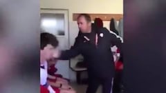 Escándalo en Turquía: ¡DT le pegaba a sus jugadores!