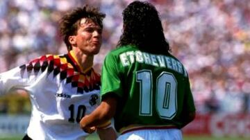 Es uno de los mejores de la historia de Bolivia y en 1993 llegó como fichaje estelar a Colo Colo. En USA '94 tuvo un ingrato torneo, ya que fue expulsado tras jugar sólo cuatro minutos.