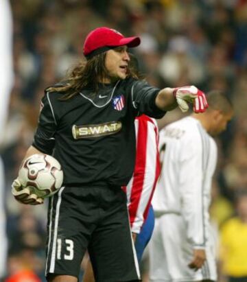 A principios de 2003 le diagnosticaron cáncer de riñón al portero del Atlético de Madrid que le mantuvo unos meses apartado de los terrenos de juego. Se retiraría al año siguiente en el club madrileño. Actualmente es el segundo entrenador del Atlético de Madrid.