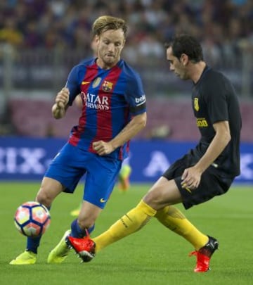 22º Rakitic: 50 millones de euros.