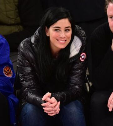 Sarah Silverman se lo pasó en grande a pesar de la derrota de los Knicks.