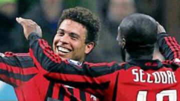 <b>PLENO. </b>Kaká, Ronaldo (que hizo dos) y Seedorf, fueron anoche los goleadores del Milán junto a Pato.