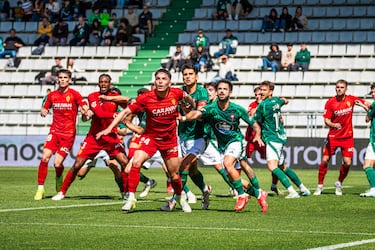 Media Segunda División, pendiente del Eldense-Málaga