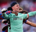 La gorra con ‘superpoderes’ de Dean Henderson