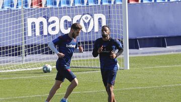 11/03/20 ENTRENAMIENTO DEL LEVANTE UD -
ROCHINA - HERNANI