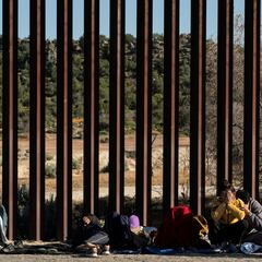 ¿Qué migrantes no son elegibles para solicitar asilo y qué medidas tomará Biden sobre ello?