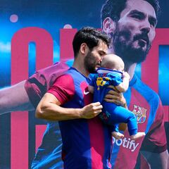 Ya hay dorsales: Iñigo hereda el ‘5′ de Busquets