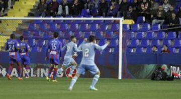 1-2. Jorge Molina anota el segundo tanto.