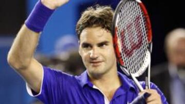 <b>RIVAL ESPAÑOL.</b> El suizo Roger Federer se impuso con claridad a Andy Roddick y se clasificó para disputar la final del Abierto de Australia, en la que se medirá al ganador del encuentro de mañana entre Rafael Nadal y Fernando Verdasco.