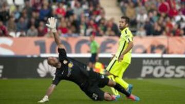 Jordi Alba: "Luis Suárez dio los dos goles. Está muy adaptado"