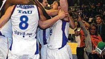 <b>EL CAMPEÓN RESISTE.</B> En otra gran demostración de coraje y eficacia, el Tau eliminó al favorito, Pamesa, y defenderá su título en la final contra el Barcelona.