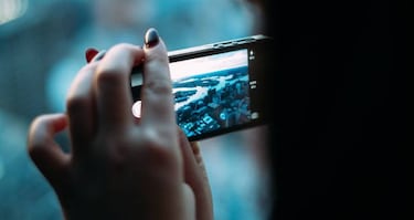 Cómo hacer fotos con el móvil de forma discreta sin que te pillen