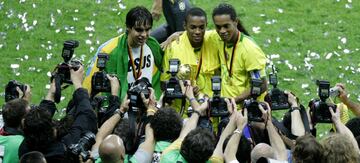 M¨¢s protagonista fue en la Copa Confederaciones que Brasil gan¨® (4-1) a Argentina en 2005.