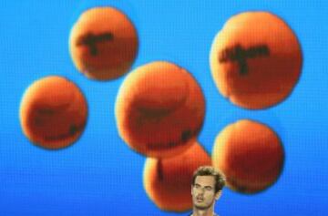 Andy Murray durante un break en el partido ante Bernard Tomic.