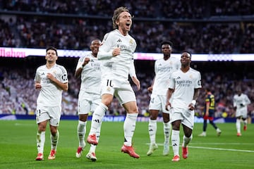 Luka Modric se despide del Real Madrid despu¨¦s de 13 a?os y 28 t¨ªtulos en el club blanco. ?l mismo lo comunic¨® en sus redes. El s¨¢bado, ante la Real Sociedad, ser¨¢ su ¨²ltimo partido en el Bernab¨¦u.