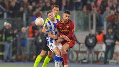 ROME, ITALY - MARCH 09: Lorenzo Pellegrini of AS Roma is challenged by Asie Illarramendi of Real Sociedad during the UEFA Europa League round of 16 leg one match between AS Roma and Real Sociedad at Stadio Olimpico on March 09, 2023 in Rome, Italy. (Photo by Fabio Rossi/AS Roma via Getty Images)