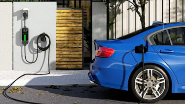 El cargador portátil para coches eléctricos más vendido en Amazon promete un ahorro de hasta el 50% en la factura de la luz