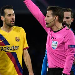 Busquets y Rakitic cuestionan la confección de la plantilla
