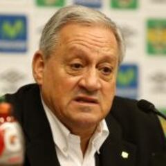 Salah reconoce opción de un refuerzo sólo para la Copa