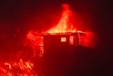 Malibu fue una de las zonas más afectadas por los fuegos al sur de California.