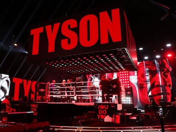 El regreso de Mike Tyson generó un gran revuelo mediático y muchos focos estaban puestos en este combate benéfico. El boxeador nacido en Brooklyn volvió a subirse a un cuadrilátero después de 15 años. 