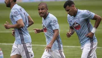 Rafinha Alc&aacute;ntara y Jeison Murillo durante el &uacute;ltimo partido en Bala&iacute;dos ante el Alav&eacute;s.