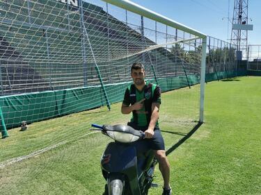 Tiene 40 años, viene de jugar en Italia y quiere volver a Chile: “Conservo muchos amigos acá”