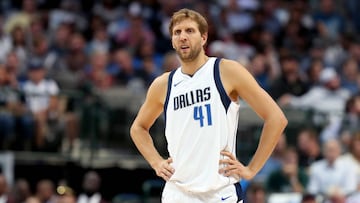 Dirk Nowitzki diputará su 21ª temporada con Dallas Mavericks.