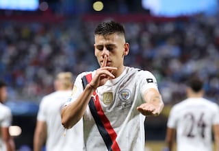 El Girona empieza fuerte 2026: hola Echeverri; adiós Livakovic