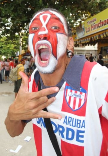 Junior jugó con estadio lleno la primera final contra el Independiente Medellín.