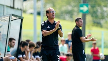 Etxeberria, t¨¦cnico armero.