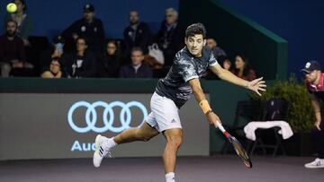 Entérate cómo y dónde ver el partido entre Cristian Garin y John Isner, válido por la segunda ronda del Masters 1000 de París.