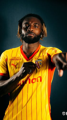 Lens se aprovechó de los problemas de Saint-Maximin